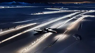 El Aeropuerto del Fin del Mundo: Donde el Despegue es una Apuesta contra el Hielo y los Oso Polares Patrullan la Pista